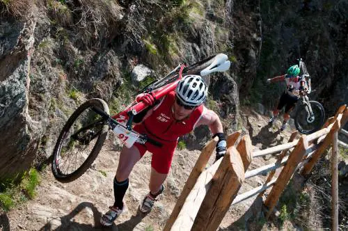 Triathlon alpino estremo, parte la grande sfida della Ötzi Alpin Marathon