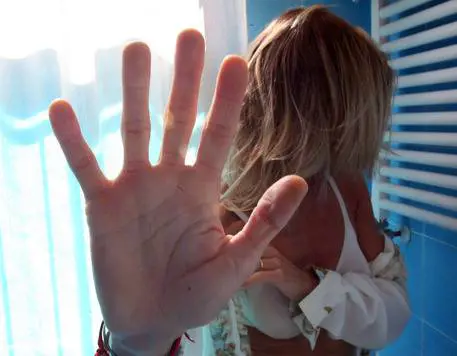 Lecce, candidata di centrodestra aggredita dopo un comizio