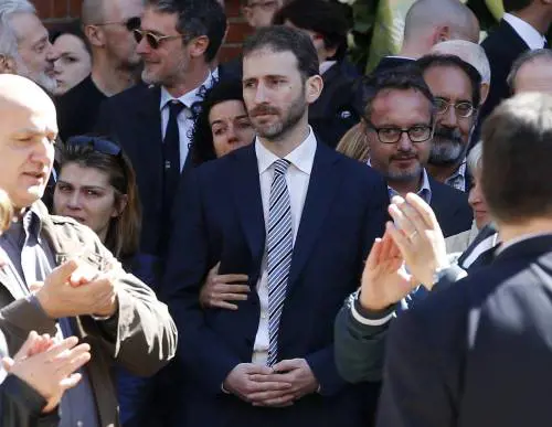 Pizzarotti fatto fuori dal M5S. La prima fatwa di Casaleggio Jr.