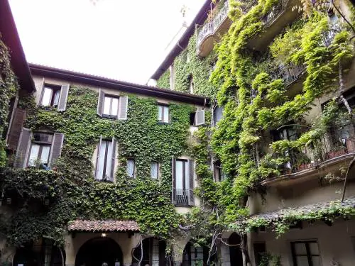 La casa di Portaluppi apre le porte