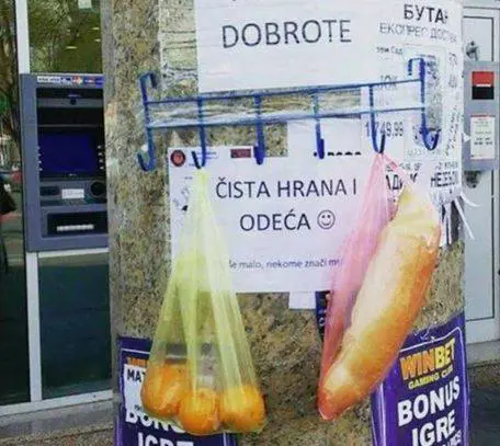 Contro la povertà dilagante arrivano i ganci della bontà