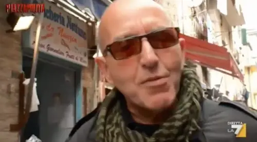 Italiano convertito all'islam: "Combatterò contro voi infedeli, anche contro mio nipote"