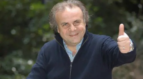 «La mia vita da libidine Inclusi i dodici schiaffi che mi diede Virna Lisi»