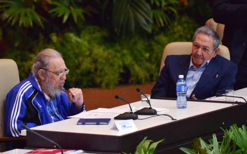Discorso d'addio per Fidel Castro al congresso del partito comunista cubano