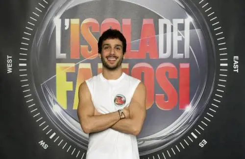 Isola dei Famosi, ecco il furbetto che ha portato i preservativi nel reality