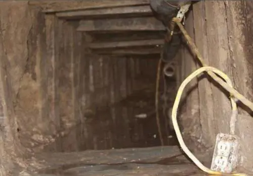 La rete dei tunnel della droga tra Stati Uniti e Messico