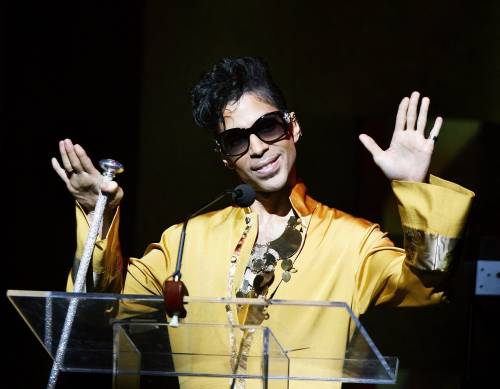 È morto Prince, icona del pop