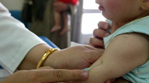 "All'asilo nido accettare solo bambini vaccinati"