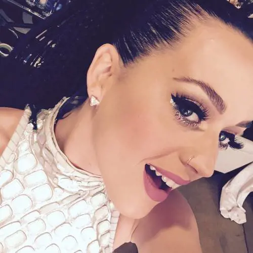 I mille volti di Katy Perry: foto