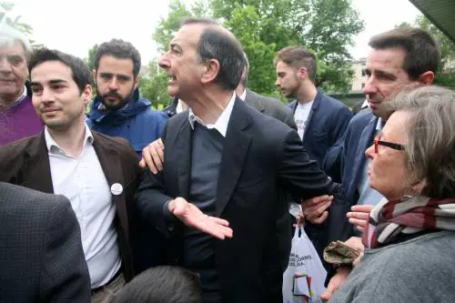 Milano, Sala contestato nel quartiere Lorenteggio