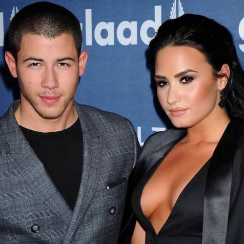 Anche Demi Lovato e Nick Jonas cancellano i concerti nella Carolina del Nord