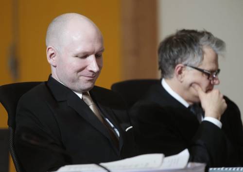 "Violazione dei diritti umani", Breivik fa causa al governo