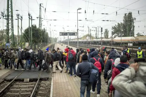 Vienna ci riempie di migranti: dopo il muro, i respingimenti