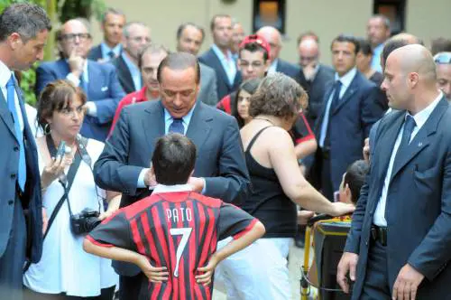 Sindrome cinese: milanisti infuriati, interisti nostalgici