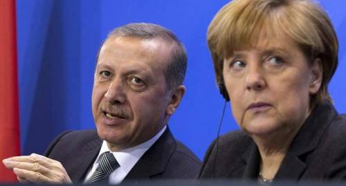 La Germania censura la satira per non irritare Erdogan