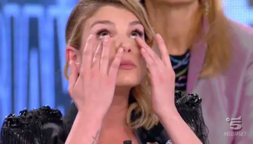 Amici, la reazione "da signora" di Emma di fronte all'ex Marco Bocci