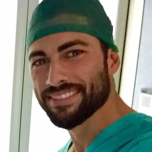 Paura per Giovanni Angiolini del Gf: "Hanno cercato di violentare mia sorella"