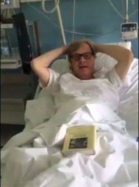 Vittorio Sgarbi ricoverato in ospedale