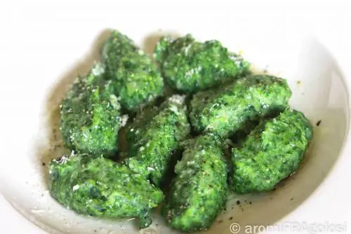 Gnudi (o Malfatti) con burro e salvia