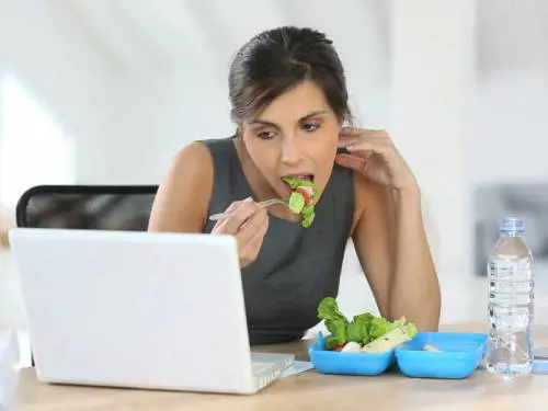 La nutrizionista confessa: "Ogni professione ha la sua dieta specifica"