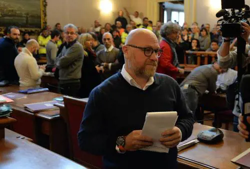 M5S, il web si divide: nel mirino anche Nogarin