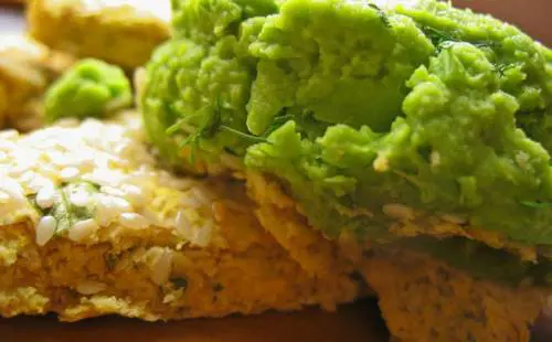 Hummus di ceci e piselli