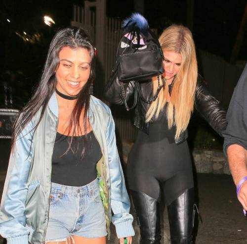 Khloe Kardashian e il leggins trasparente