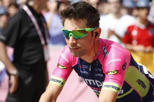 Giro: il bis di classe di UlissiJungels attacca in maglia rosa