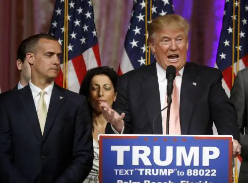 Trump: "Cameron mi ha invitato nel Regno Unito". Ma Sky News smentisce