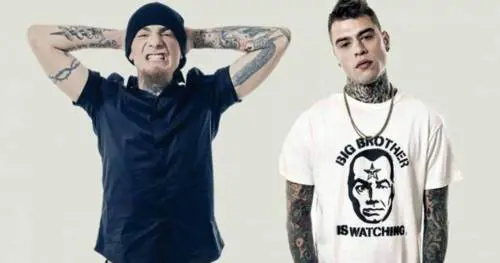 Fedez e J-Ax accusati dai cantanti di comprare visualizzazioni su YouTube