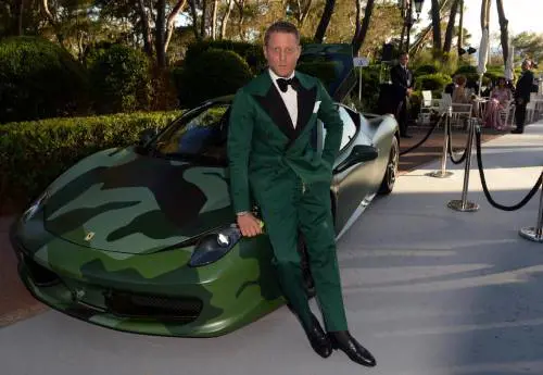 La Ferrari di Lapo all'asta per 1 milione