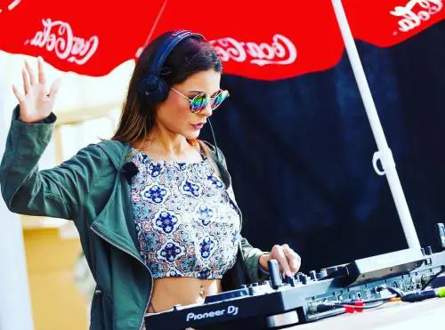 Joana Plankl, se la musica è tutta da guardare