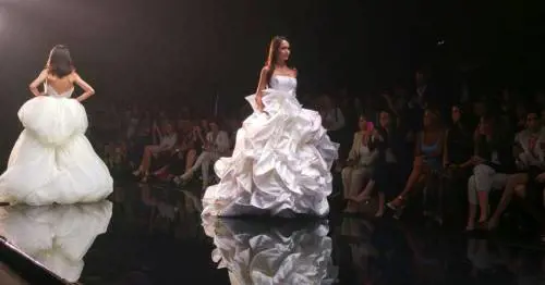 Record di collezioni e buyer per il bridal fashion di Sì Sposaitalia 2016