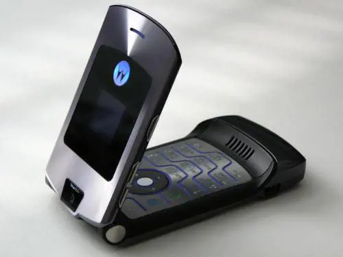 Torna il Motorola Razr grazie a Lenovo?