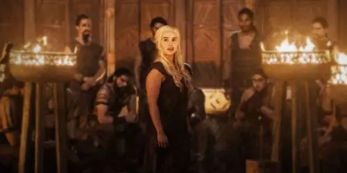 Emilia Clarke: "Mi hanno ascoltata sui nudi maschili"