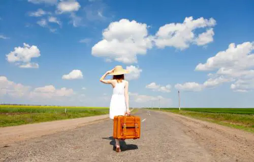 Viaggiare senza soldi è possibile. Questi due studenti ne sono la prova
