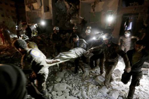 Siria, raid su ospedale di Idlib: decine di morti
