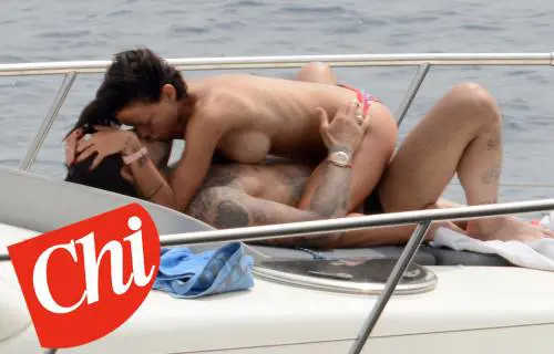Fabrizio Corona e Silvia Provvedi hot sullo yacth a Capri