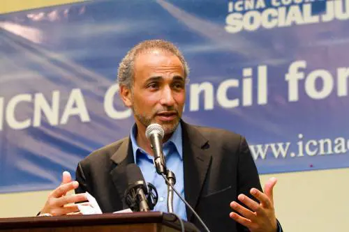 Arriva il predicatore anti Israele: gli islamici imbarazzano il Pd