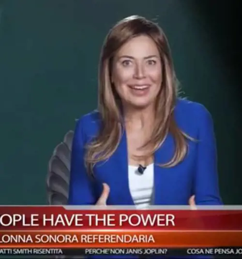 La finta intervista Annunziata-Boschi diventa subito virale