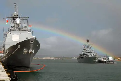 La Marina nella Manica per fermare gli immigrati