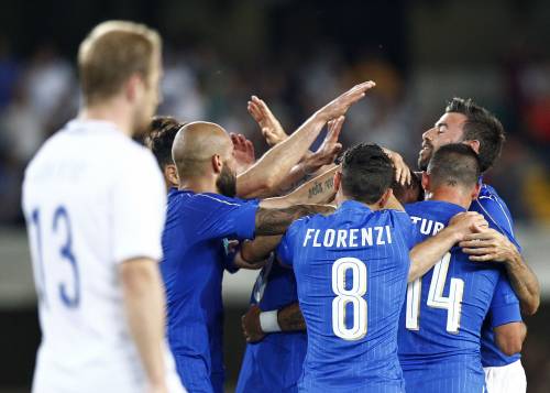 Calcio, l'Italia batte la Finlandia e si prepara all'Europeo