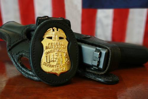 Per combattere il Califfo l'Fbi "aiuta" i terroristi