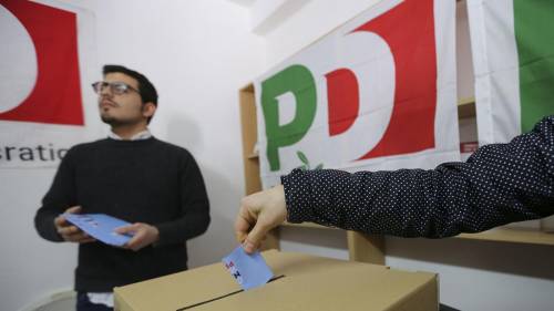 Napoli, perquisiti comitati Pd: "Ipotesi corruzione elettorale"