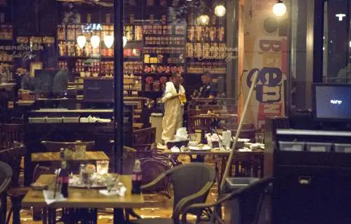 Attacco nel centro di Tel Aviv ​Spari sulla folla: quattro morti