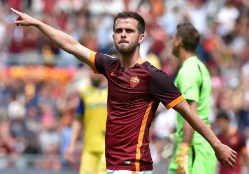 Pjanic alla Juventus: le reazioni di De Rossi e Nainggolan