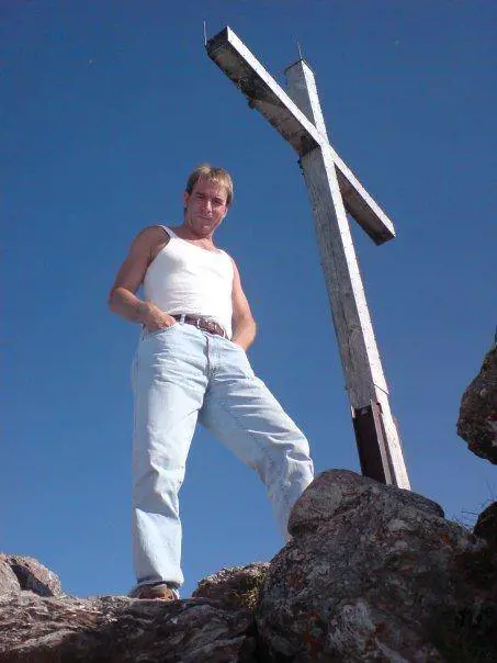 Va dalla ex e la uccide con dieci coltellate Terzo delitto in 48 ore