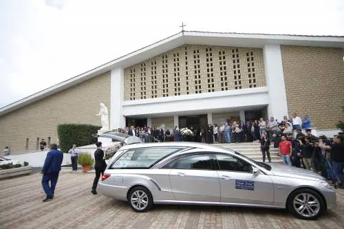 La mamma di Sara: "Un gesto crudele  ha spento il tuo sorriso"