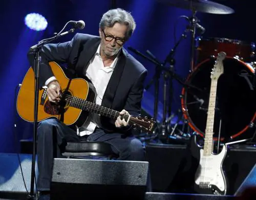 Eric Clapton: "Sono malato, non riesco più a suonare"
