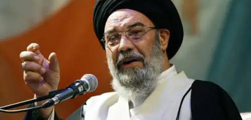 Imam contro le donne senza velo: "La polizia sradichi questo vizio"